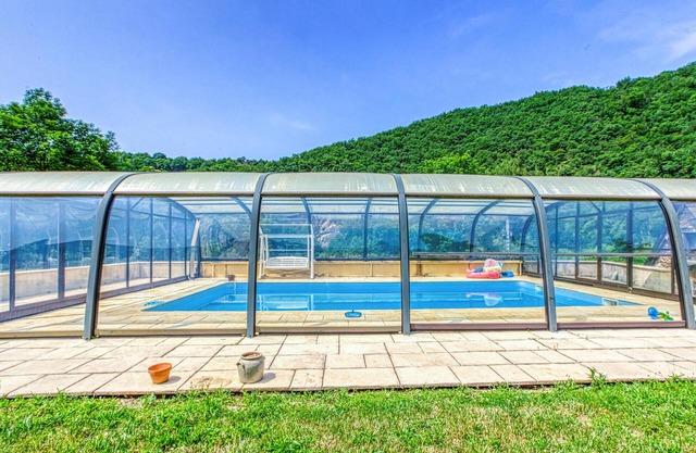 Look forward to your extended family vacation far away from the hustle and bustle of big cities or c