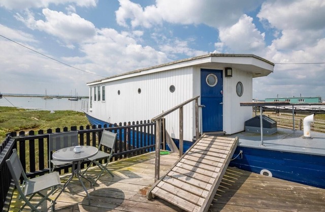 Lorna, Houseboat , West Mersea