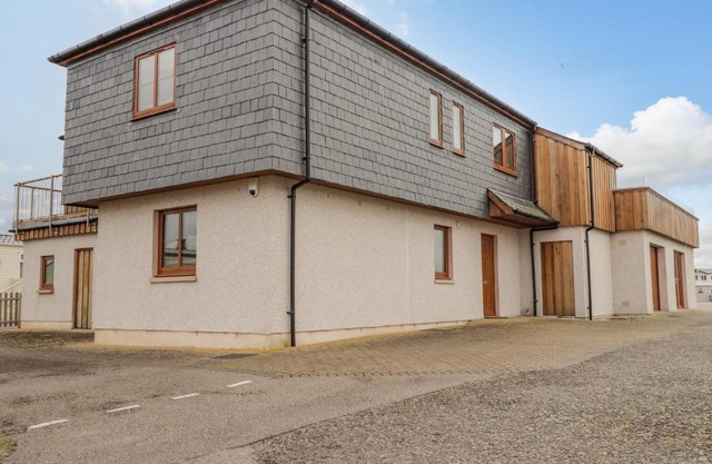 Lossiemouth Bay Cottage