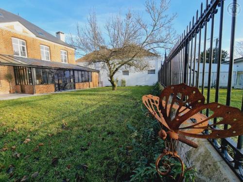 Louez une Maison de Maître pour 11 Pers. à Arneke - Jardin, WiFi et Proche Commerces - FR-1-510-219