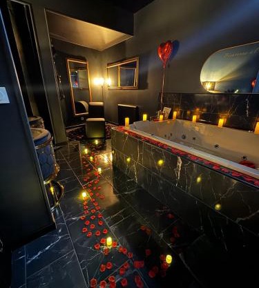 Love Room Chic Lescapade à Cherbourg