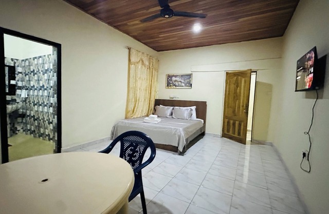 Lovely 1-bedroom apartment in Kumasi with Starlink