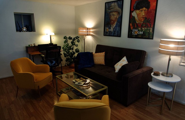 Lovely 1 Bedroom Garden flat in Victorian Building