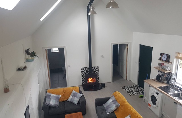 Lovely 200 year old cottage all mod cons