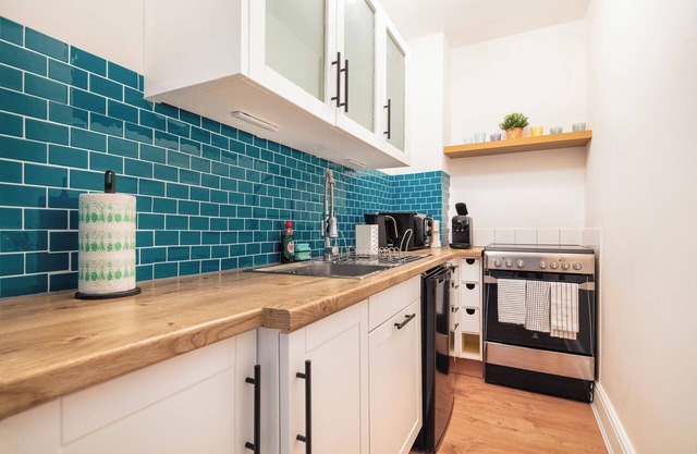 Lovely 3-bedroom Apartment in Central London - Essentials included