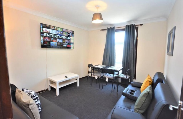 Lovely 3bedroom Apartment London