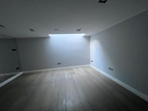 Lovely 6 Bedroom House