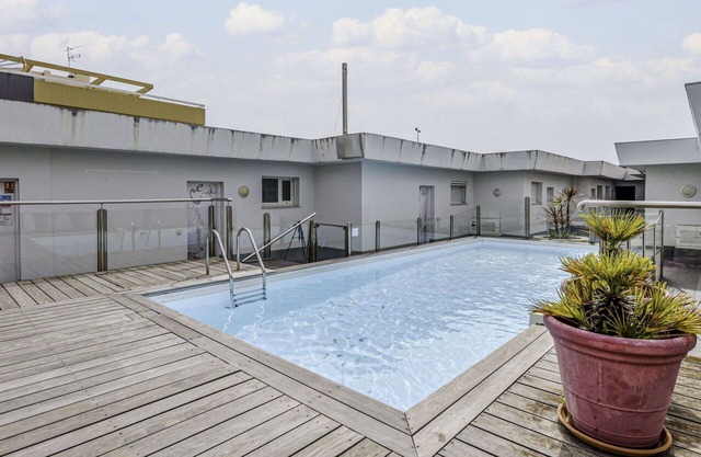 Lovely apartment for 4 guests with WIFI, A/C, pool, TV, terrace and parking
