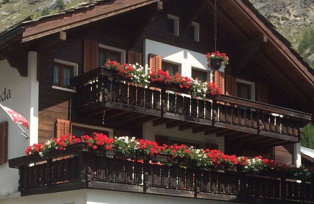 Lovely apartment for 8 guests with WIFI, TV and balcony