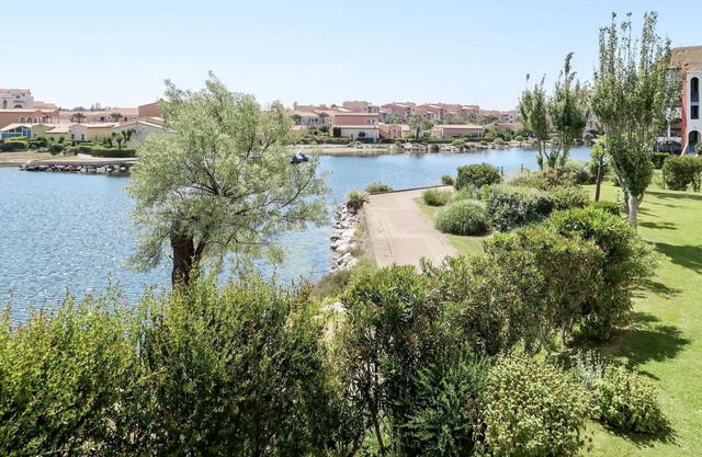 Lovely apartment for 5 guests with pool, TV, terrace, pets allowed and parking