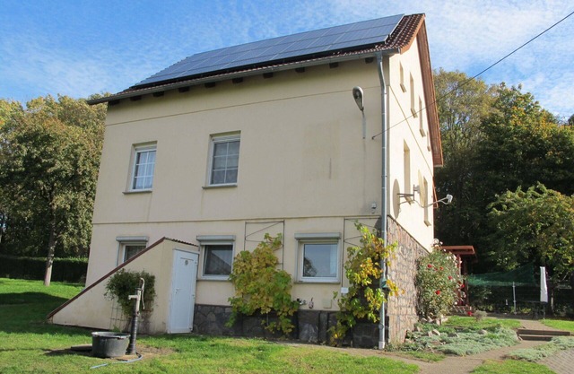 Lovely apartment for 3 guests with WIFI, TV, patio and parking