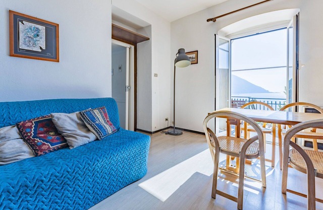 Lovely apartment for 4 people with A/C, WIFI, TV, balcony and panoramic view, close to Portofino