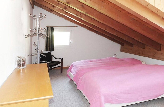 Lovely apartment for 6 people with WIFI, TV and balcony