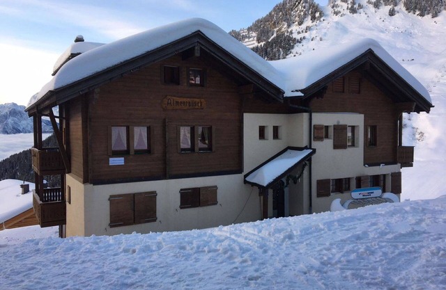 Lovely apartment for 6 people with WIFI, TV and balcony