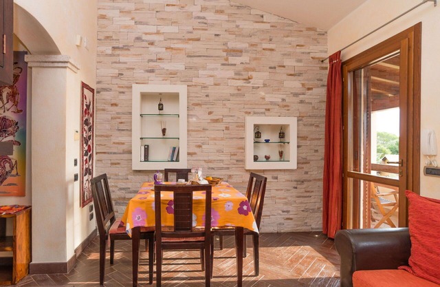 Lovely apartment for 4 guests with A/C, TV, terrace, pets allowed and parking