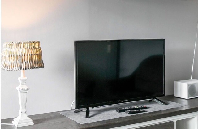 Lovely apartment in villa for 4 people with TV, terrace, pets allowed and parking