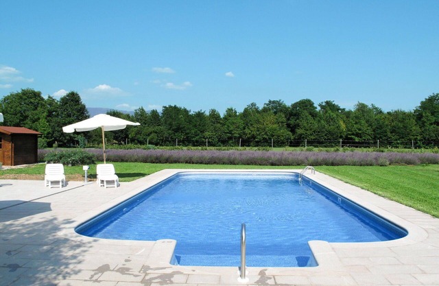 Lovely apartment in villa for 4 people with WIFI, A/C, pool, TV and terrace