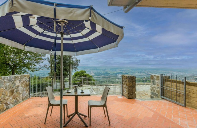 Lovely apartment for 2 guests with pool, WIFI, TV, terrace and pets allowed