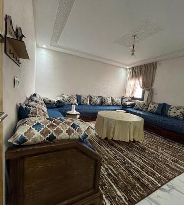 Lovely APT near Super Market parking Wifi AC