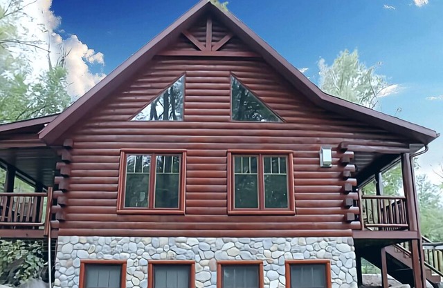 Lovely Devils Lake Cabin Baraboo Dells Huge Yard Skiing Best Location!