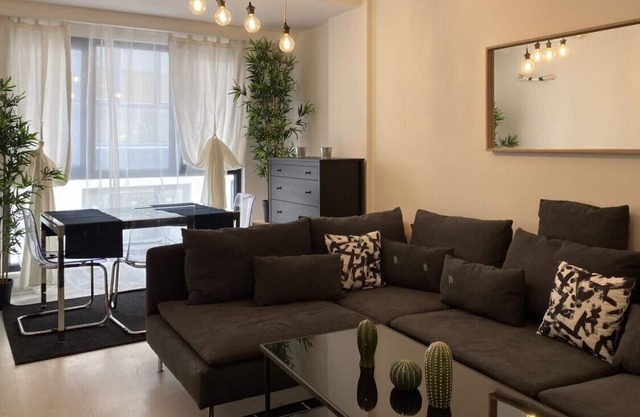 Lovely Flat with Balcony near Metro in Eyupsultan