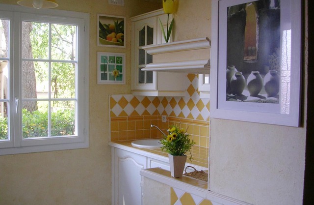 Lovely furnished studio on the heights of Toulon