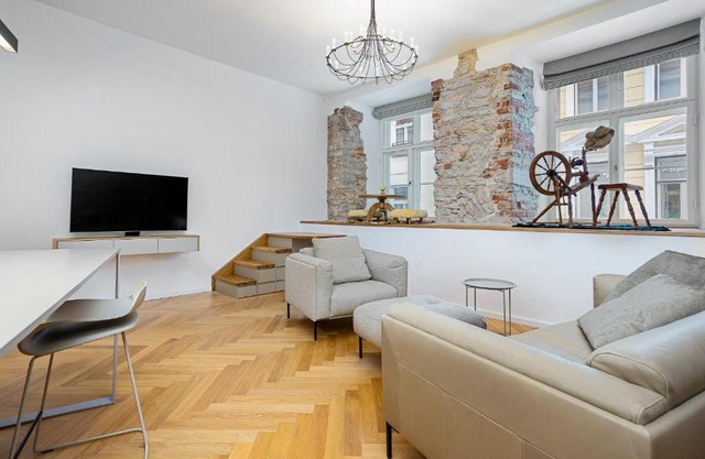 Lovely historic apartment in old town