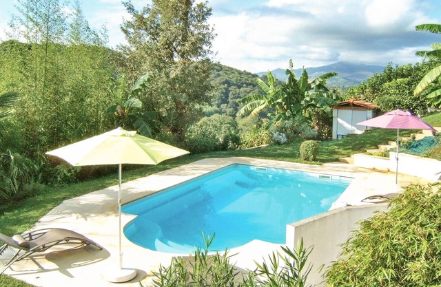 Lovely home in Saint-Pée-sur-Nivelle