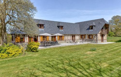 Lovely Home In Saint-Etienne-L'allier