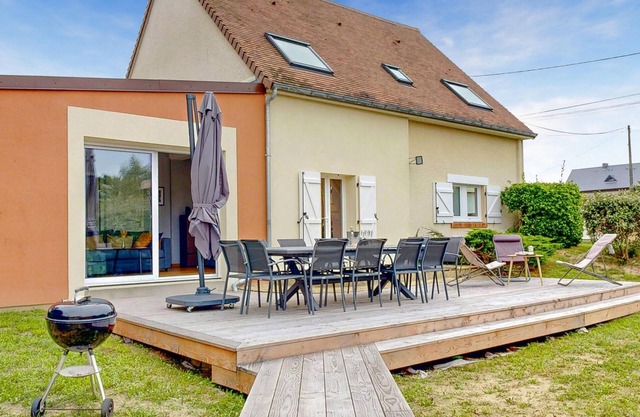 Lovely home in Saint-Germain-sur-Ay