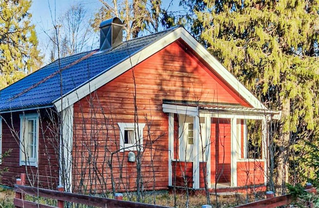 Lovely Home In Auktsjaur With Sauna