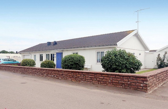 Lovely home in Borgholm with sauna