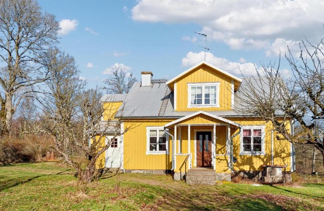 Lovely Home In Fridlevstad With Wifi