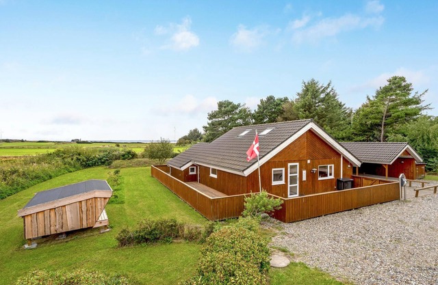 Lovely home in Thyholm with sauna