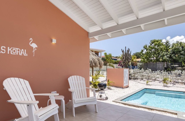 Lovely new build holiday villa on gated resort at Villapark Fontein with pool!