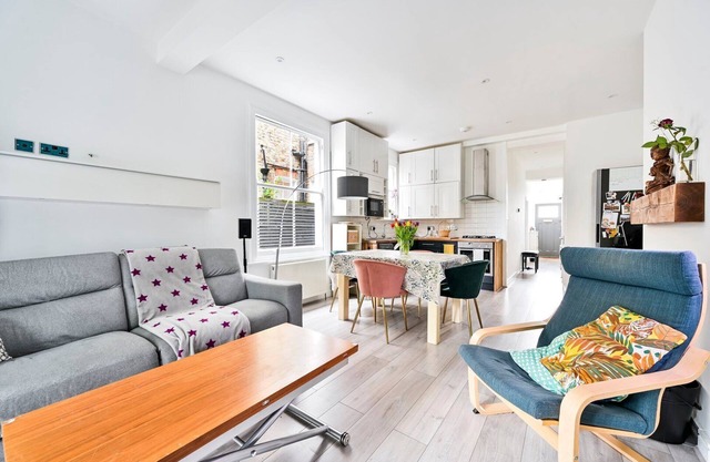 Lovely retreat with garden in London