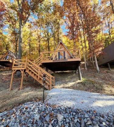 Lovely Rural Cabin Nestled Among Nature in Ohio
