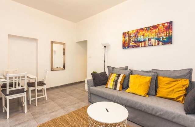 Lovley Apartment close to the beach and Carmel market