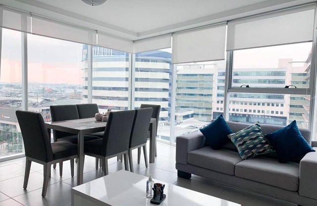 Lujoso depa con vista a todo Guayaquil!