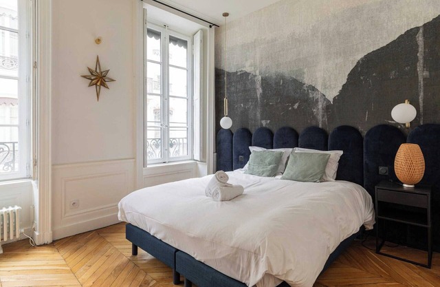Luminous Apartment 2BR/4P - Bellecour/Place Ampère
