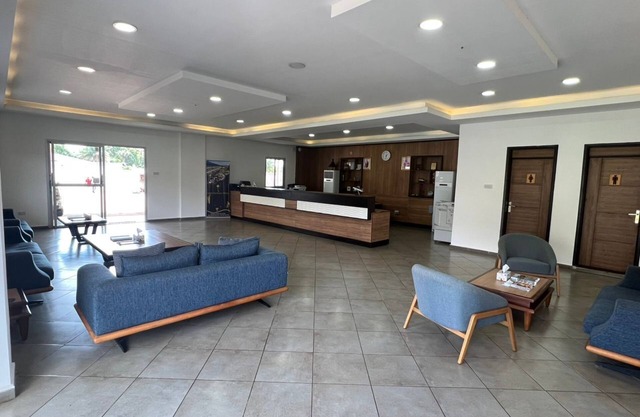 Lungi Gateway Hotel