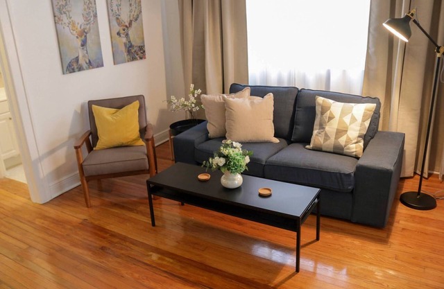 Lush . a true gem 1BD