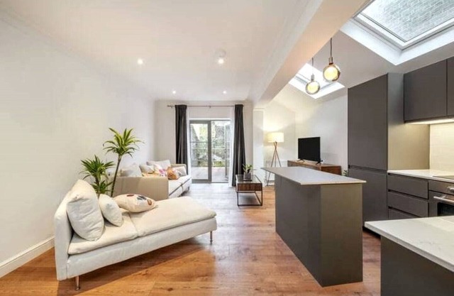 Lux 2 Bed 2 Bath with Garden, Big Ben, Westminster