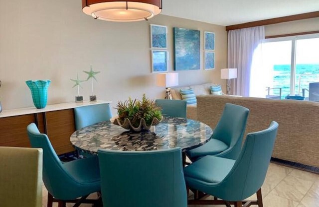 Luxceanfront condo in a secluded resort!
