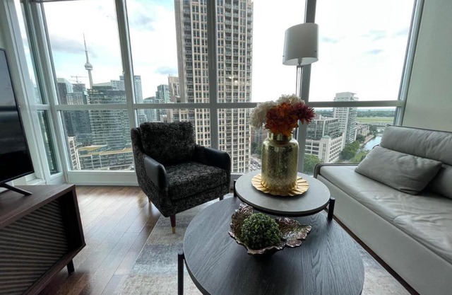 Luxeloom Hotel