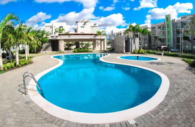 ✨ Luxurious 3-Bedroom Apartment with Pool & 24/7 security
