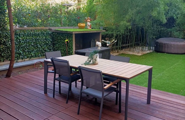 luxueux appartement avec jardin privatif de 150 m2 Paris 16ème arrondissement