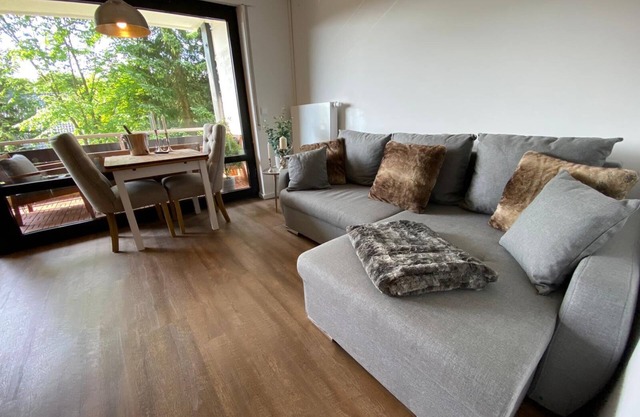 Luxuriöses Ferienapartment mit Blick ins Grüne Sowie mit Tiefgaragenstellplatz