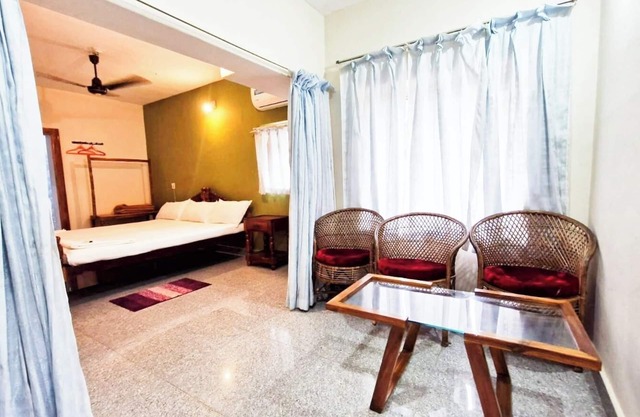 Luxurious 1 double Bed BnB 10