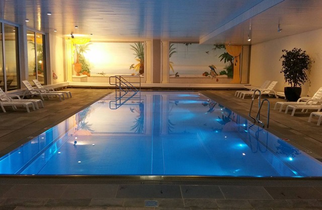 Luxurious 2.5 Room Hotel-ApartmentnFREE USE OF: Tennis, Pool, Sauna